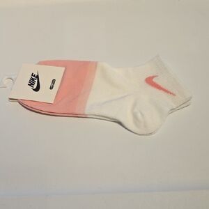 Nike White Ankle Socks with Pink Gradient Swoosh